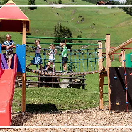 Gutshof - Urlaubsresort Hafele *