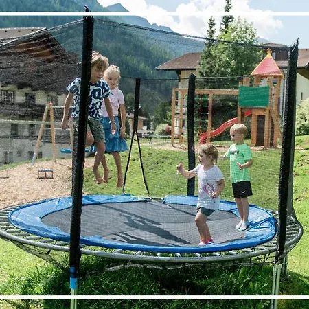 Gutshof - Urlaubsresort Hafele * Sankt Jakob in Defereggen