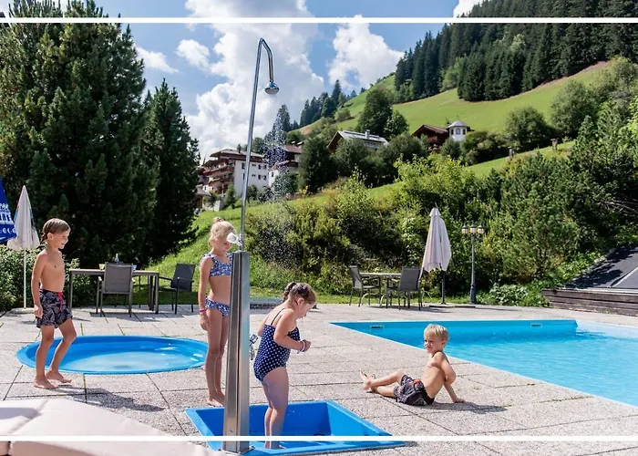 Gutshof - Urlaubsresort Hafele דירה