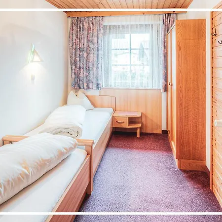 Gutshof - Urlaubsresort Hafele Lägenhet *