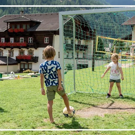 Gutshof - Urlaubsresort Hafele * Sankt Jakob in Defereggen
